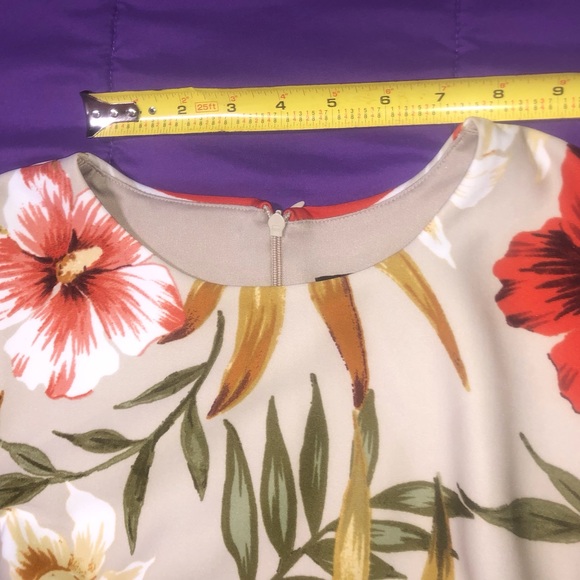 ENFOCUSED STUDIO SIZE 6 HAWAIIAN DRESS. - Picture 10 of 16